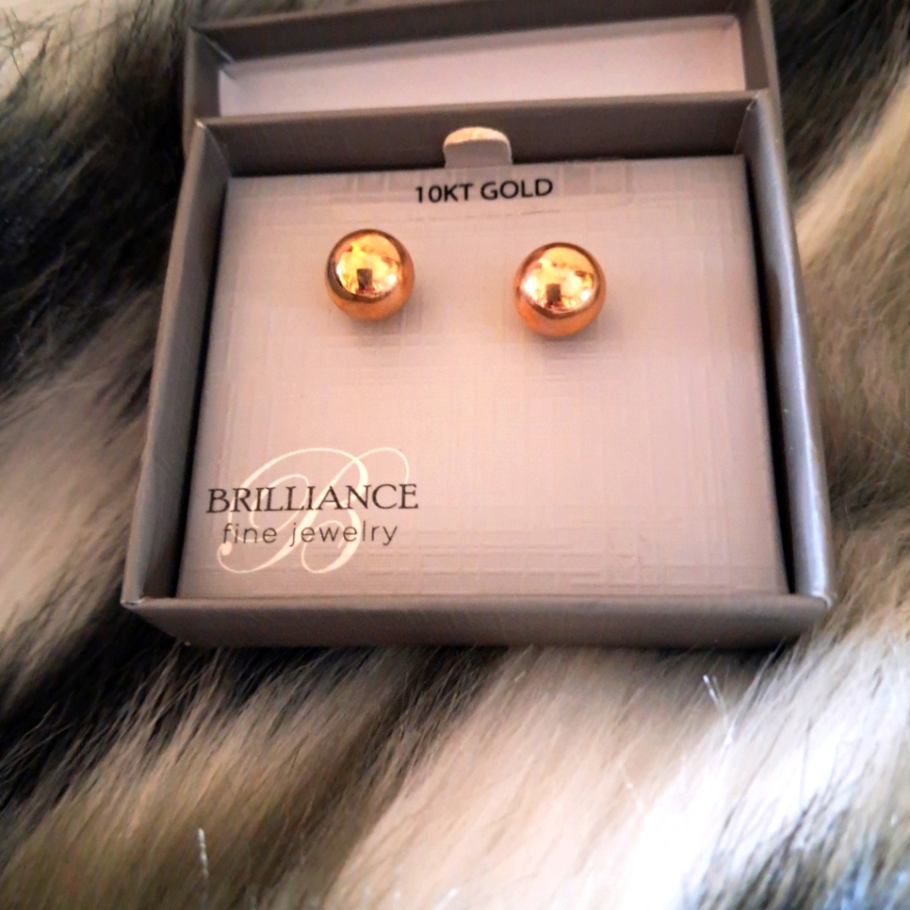 Lg 10k YG Stud Earrings